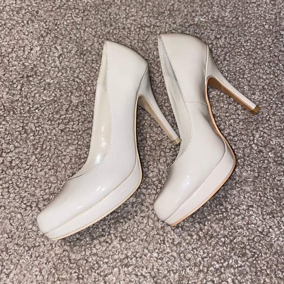 Le château high heels - Picture 4 of 5